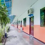 OYO 3424 Hotel Bitung Plaza