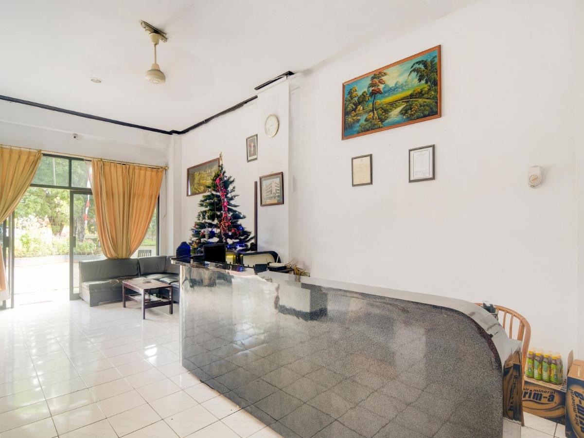 Hotel Oyo 3424 Bitung Plaza Manado