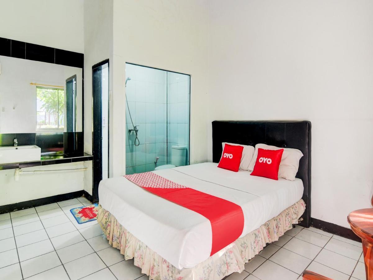 Oyo 3424 Bitung Plaza Hotel 2*